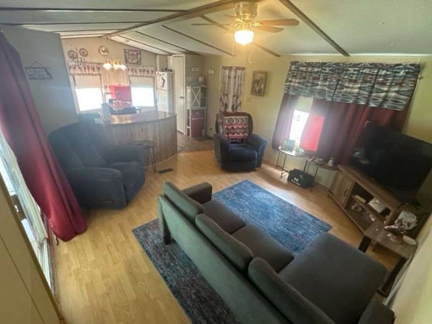 543 Lake Henry Drive a Winter Haven, FL Mobile or Manufactured Home for Sale